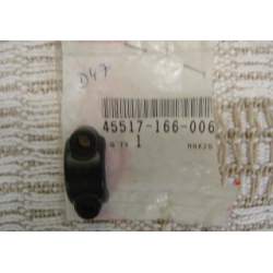 ปะกับยึดแม่ปั๊มเบรก