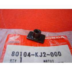 น็อตยึด